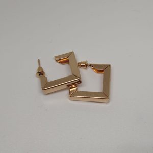 עגילי חישוק מרובעים